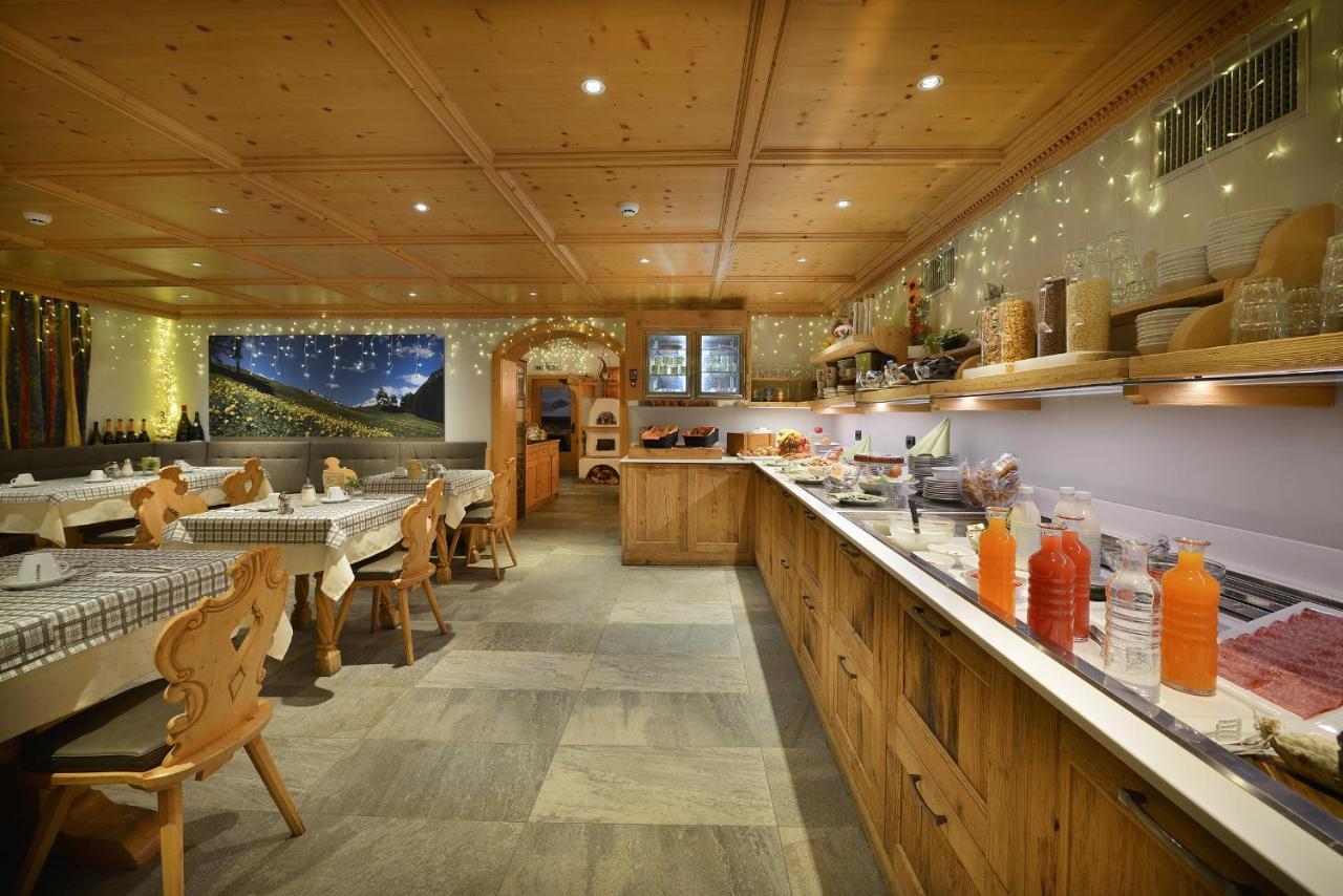 Hotel San Giovanni Livigno Kültér fotó