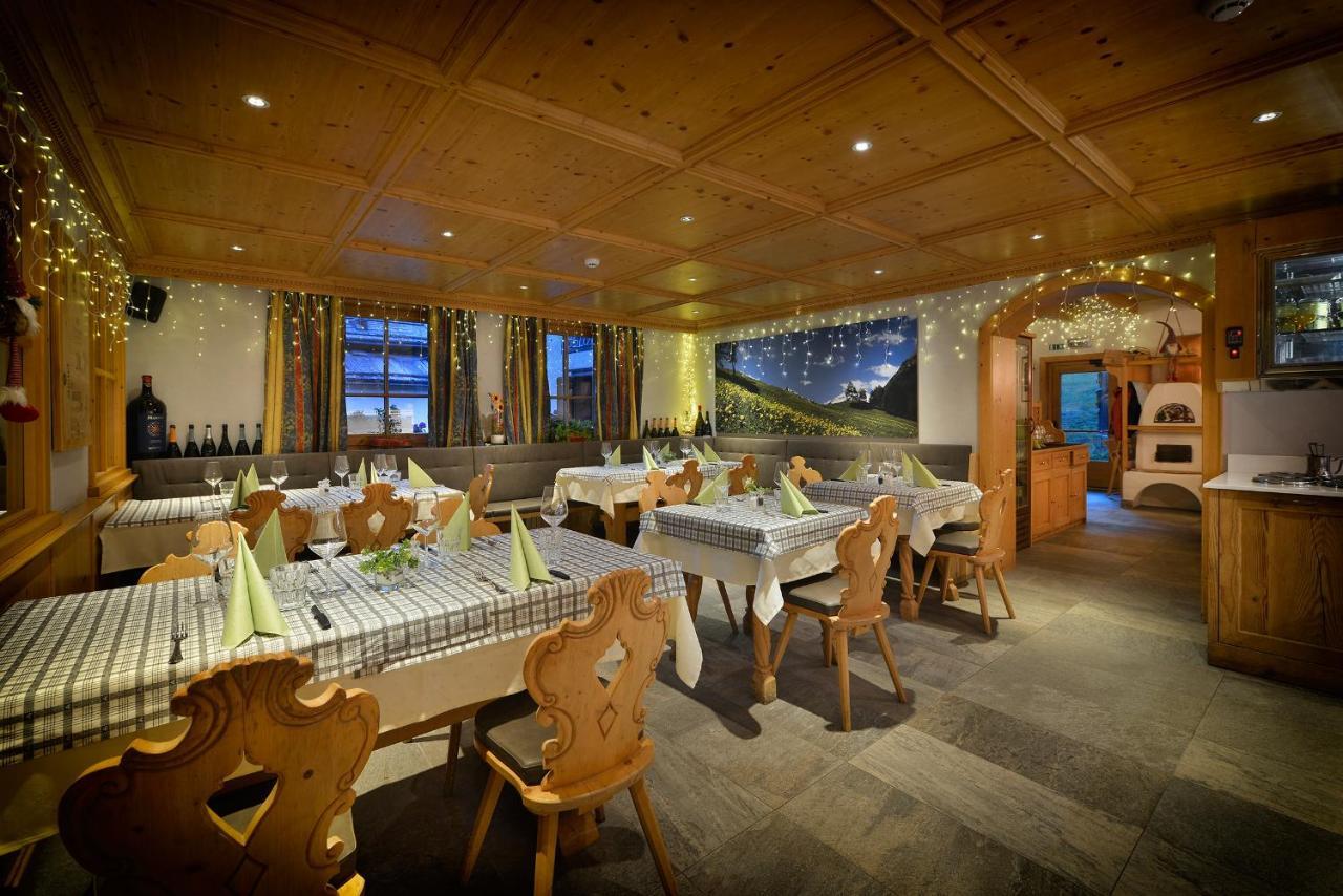 Hotel San Giovanni Livigno Kültér fotó